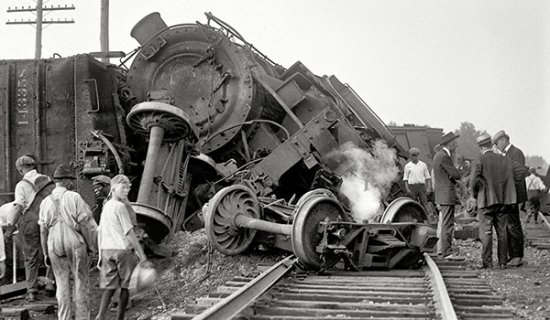 pic_giant_081413_SM_The-Obamacare-Train-Wreck-Old[1].jpg